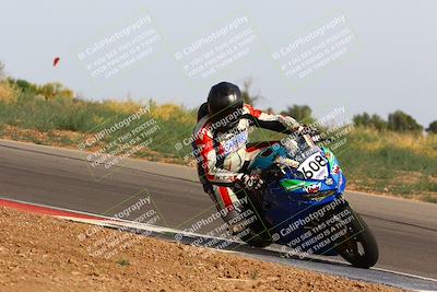 media/Apr-30-2023-CRA (Sun) [[020fcf5d43]]/Race 14-400 Expert-Amateur Superbike/